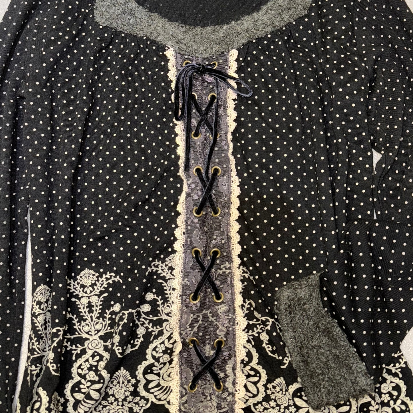 Axes black polka dot lace long sleeve