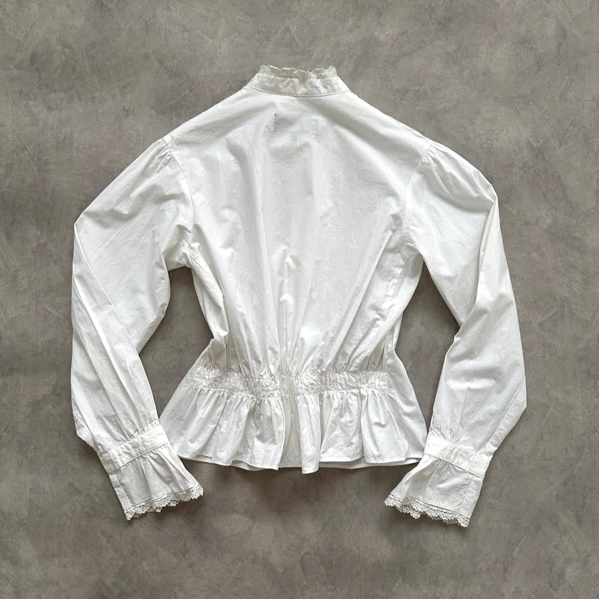 Tricot Comme Des Garçons white lace shirt