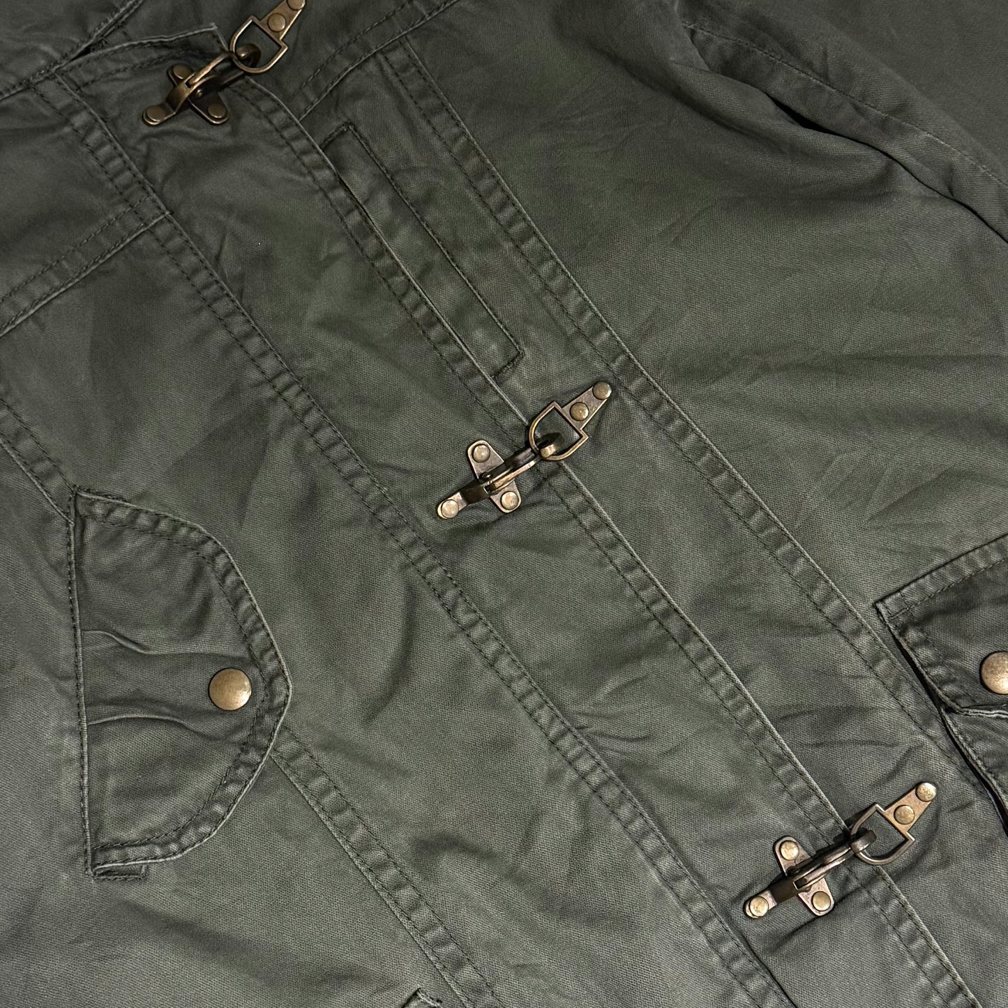 As know as pinky green fireman clasp jacket