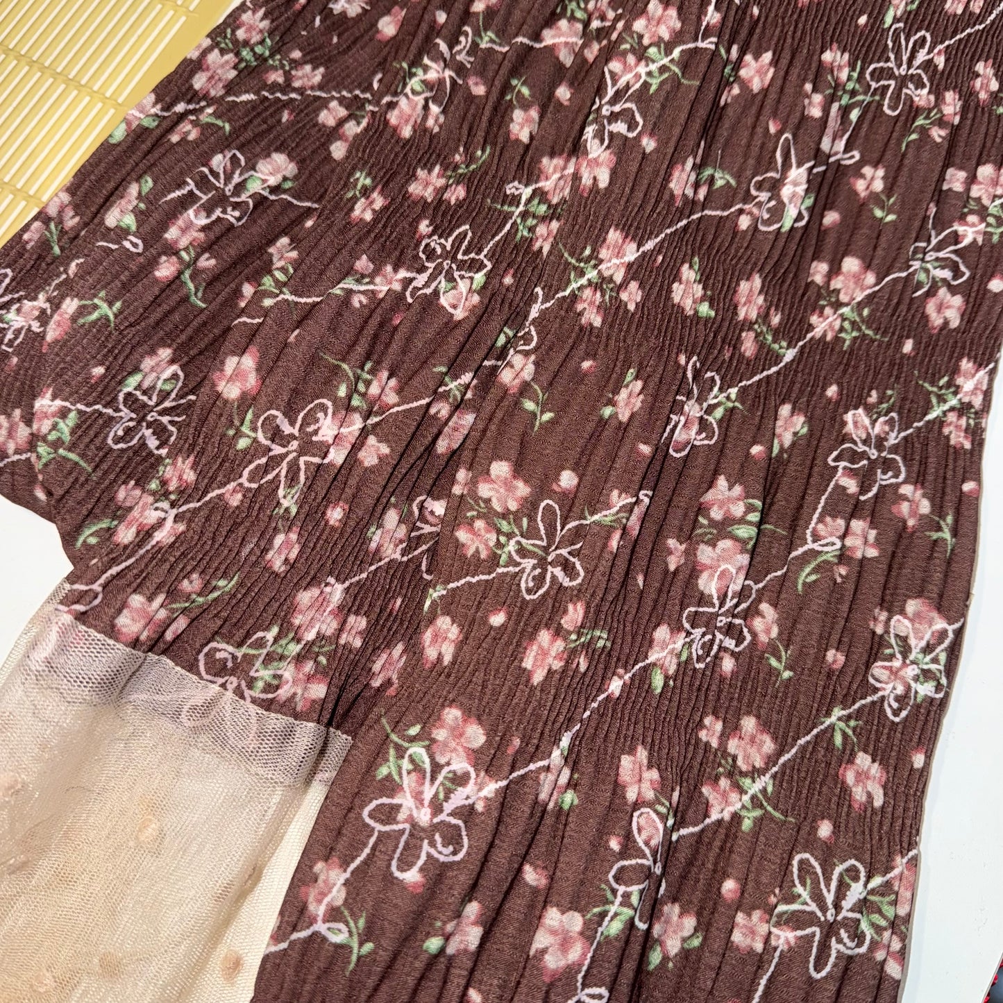 Brown floral lace scarf