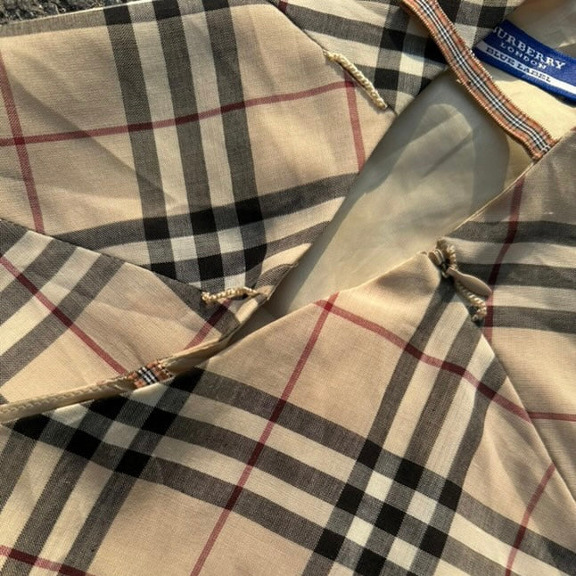 Burberry skirt