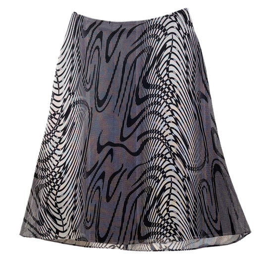 Psychedelic abstract pattern mesh skirt