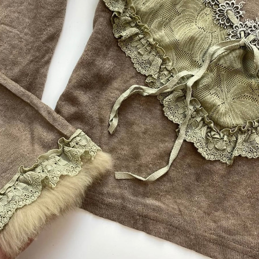 Brown long sleeve with green lace furry collar