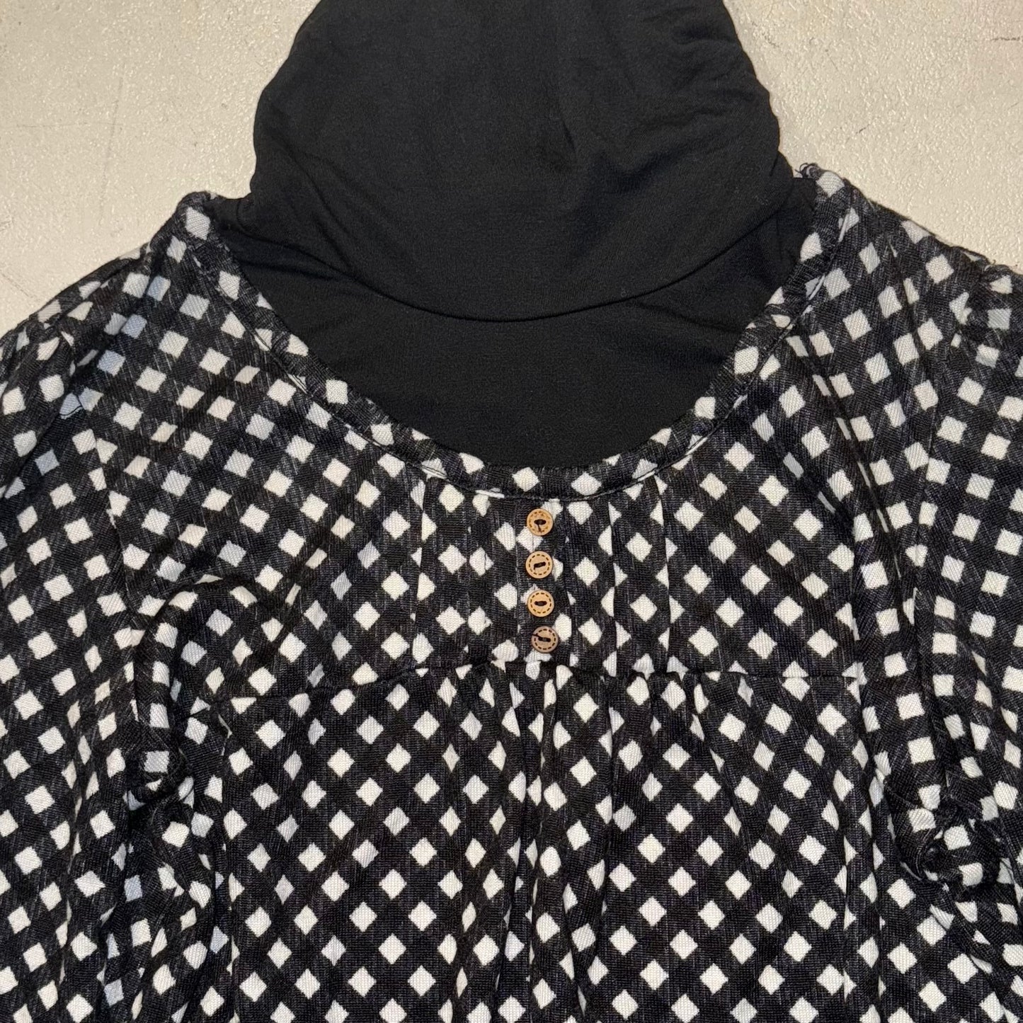 Black polka dot layered long sleeve