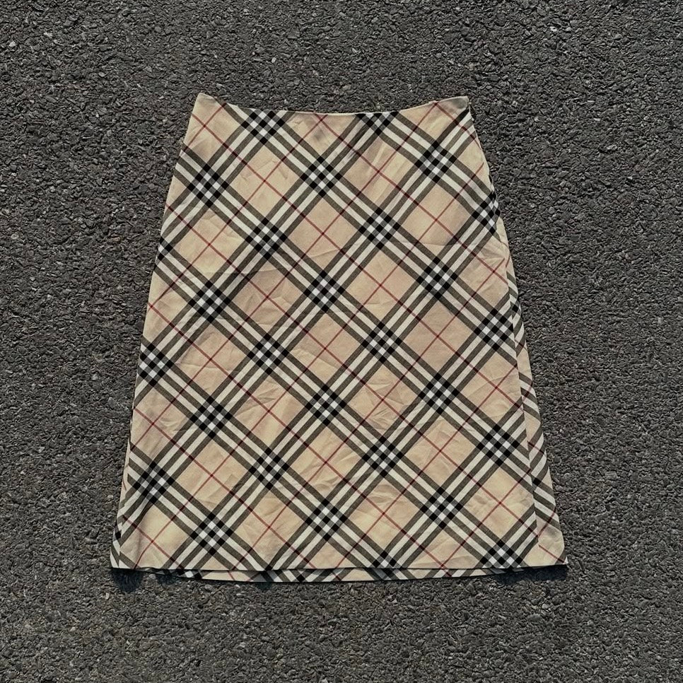 Burberry skirt