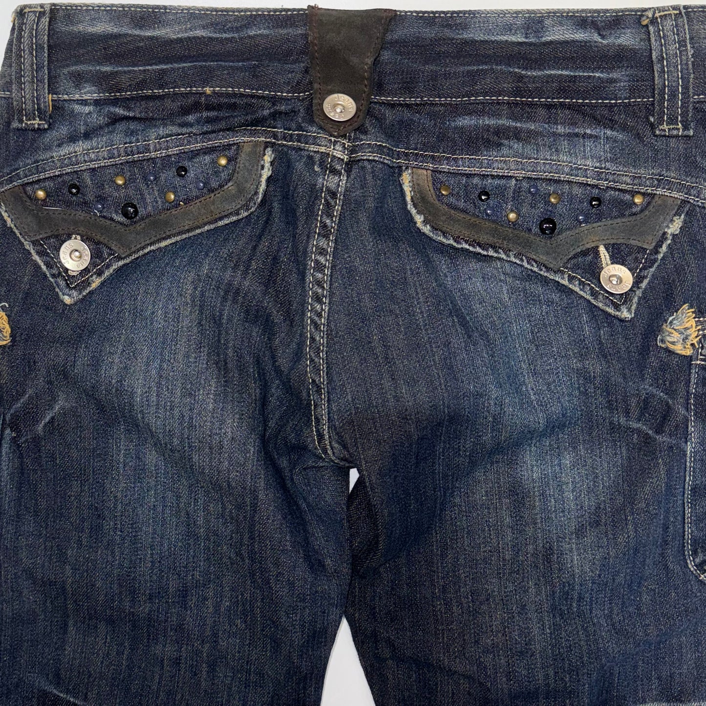 Denim rivets capris