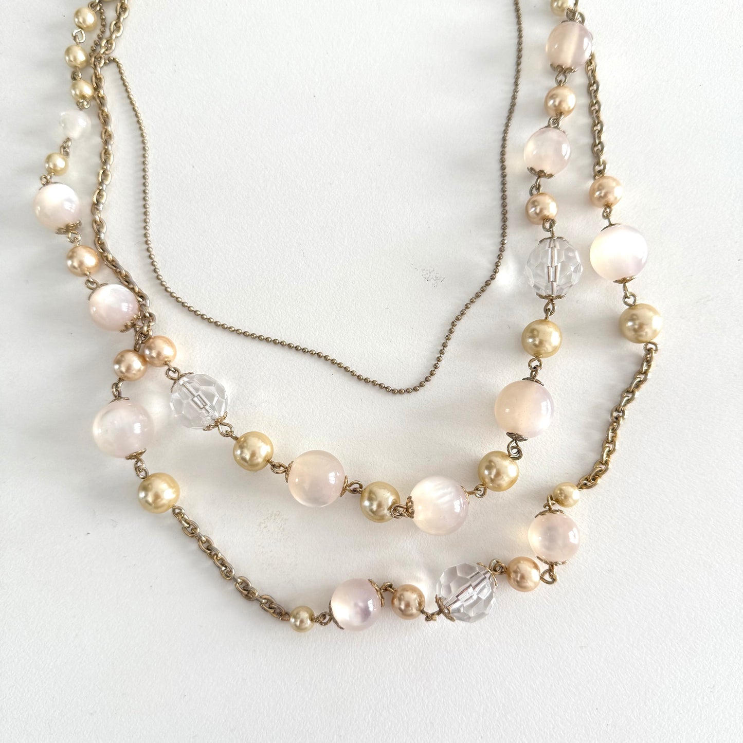 Pearls layered necklace