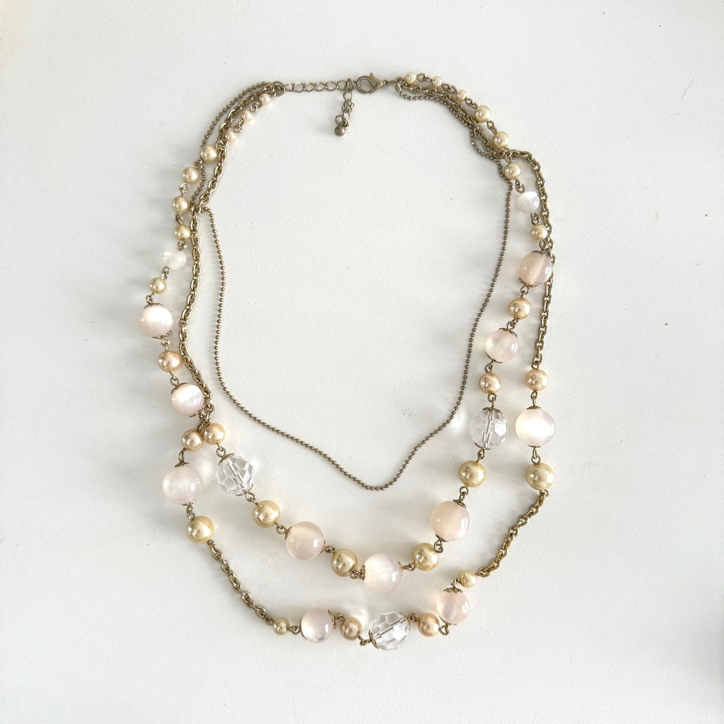 Pearls layered necklace