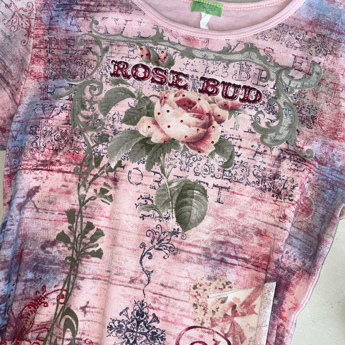 Fornia “Rose Bud” pink tee