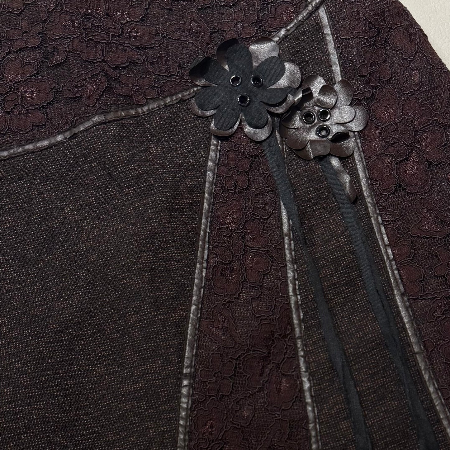 Brown lace flower skirt