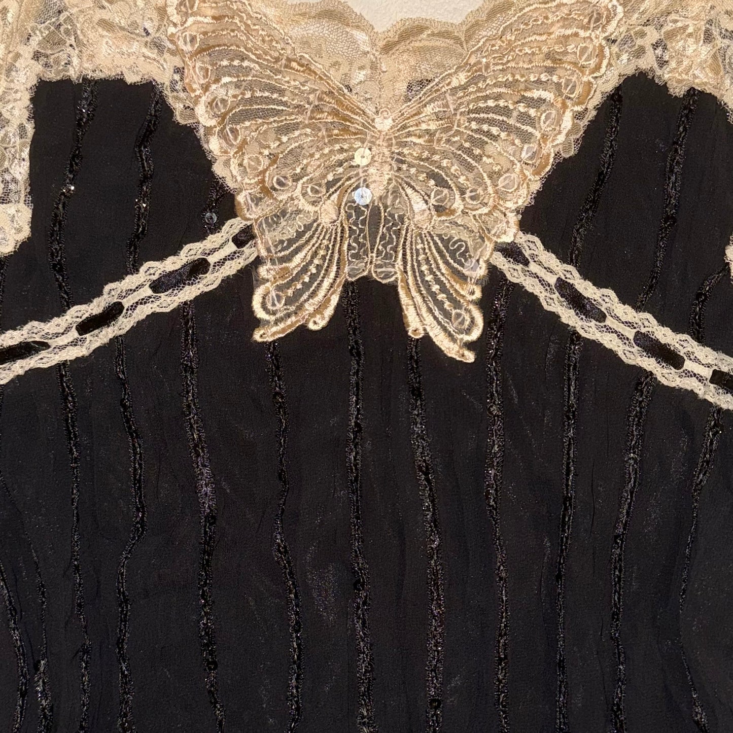 Lace butterfly black cami