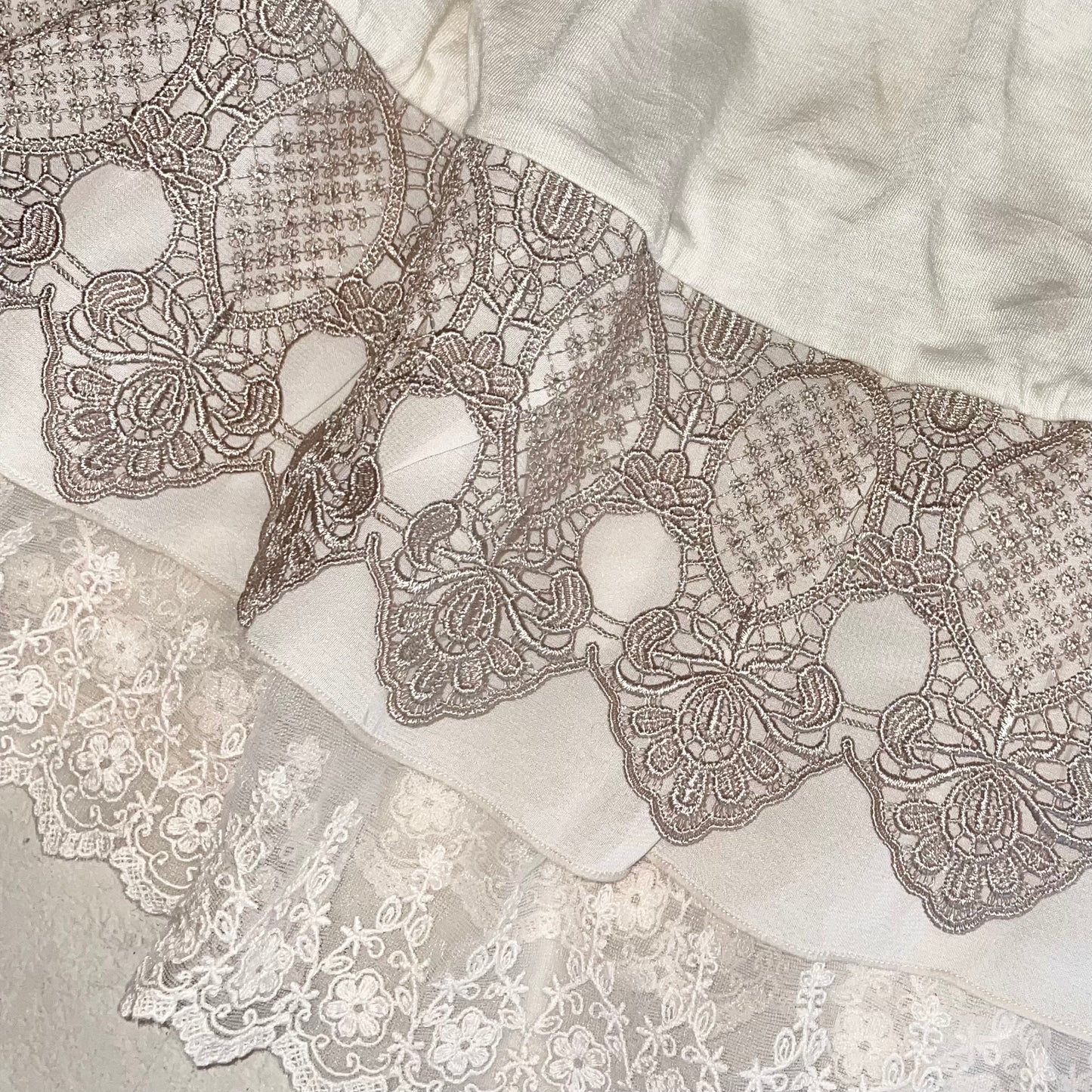 Axes ivory lace top