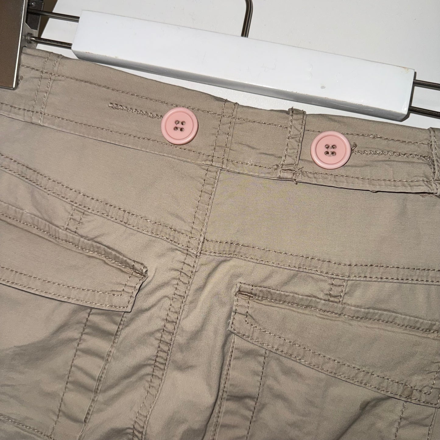 American Rag beige button capris