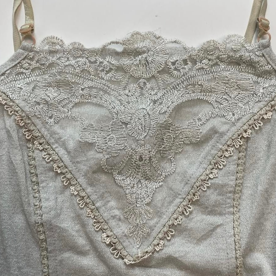 Ozz Angelo grey lace tank