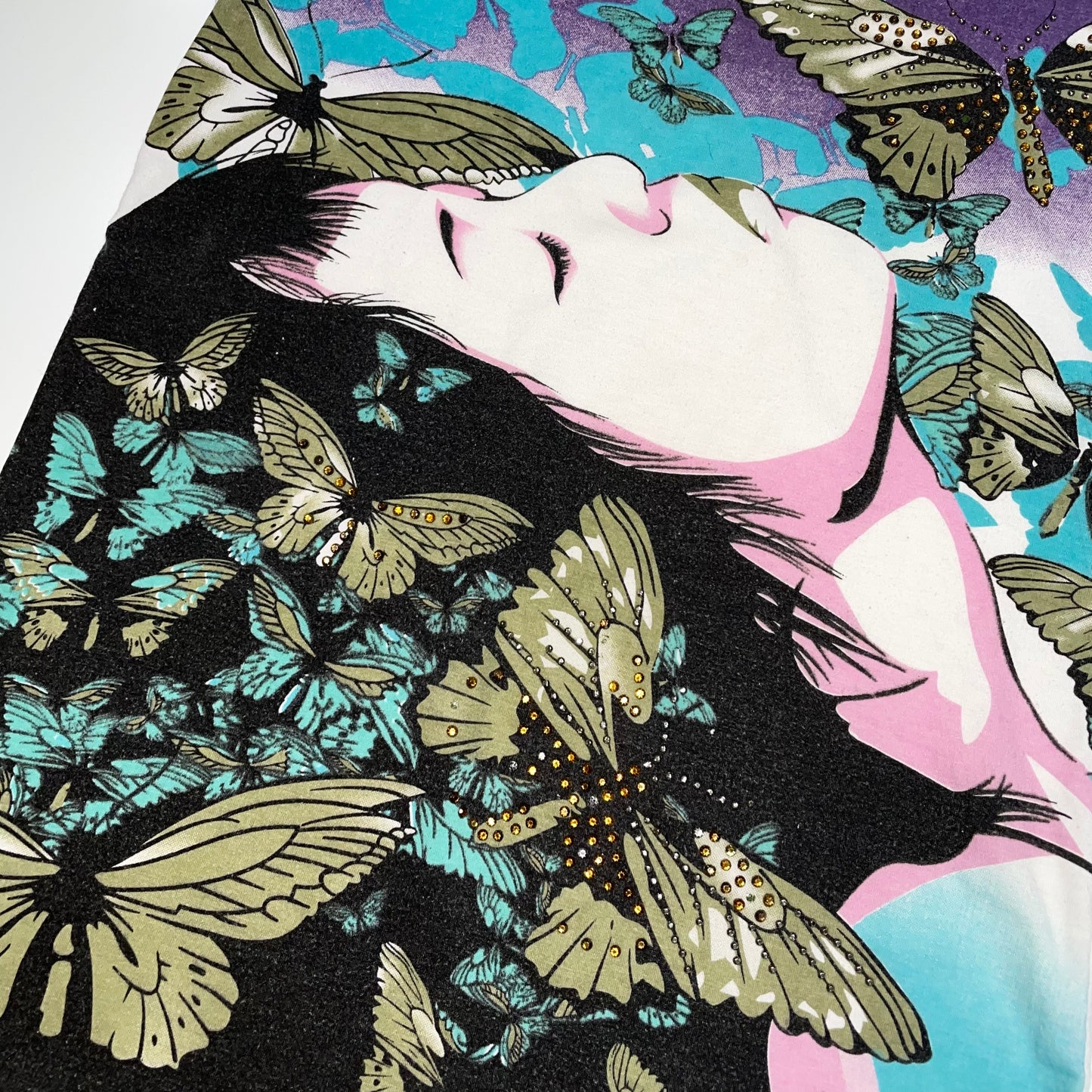 Butterfly tee