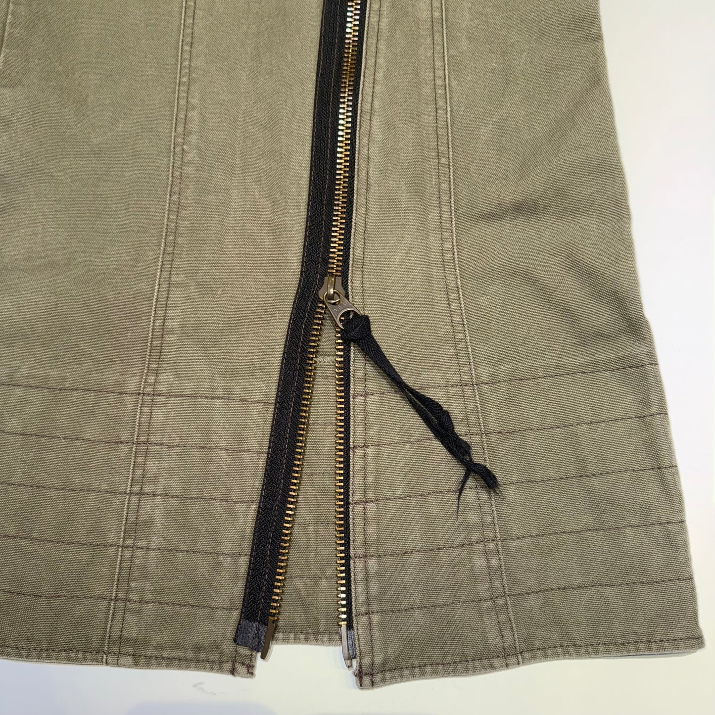 Green cargo zipper skirt