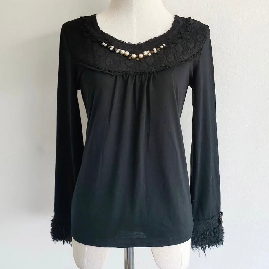 Axes black lace embroidered top with furry long sleeve