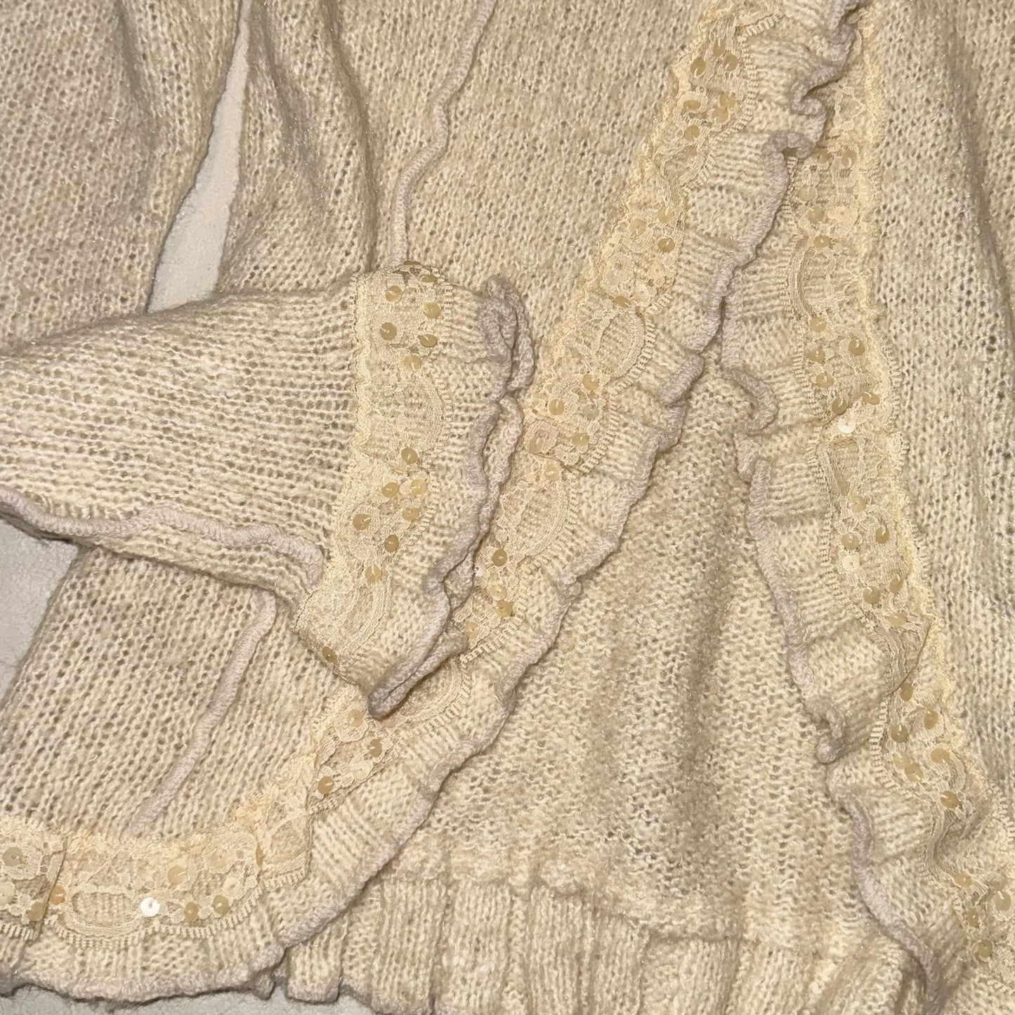 Ivory lace knit hooded outer with fur trim
