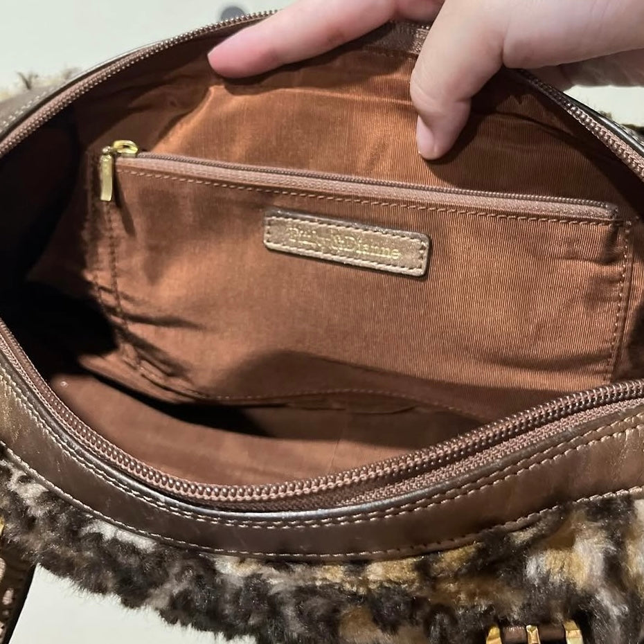 Pinky&Dianne Leopard print furry bag with pearls and lace charm