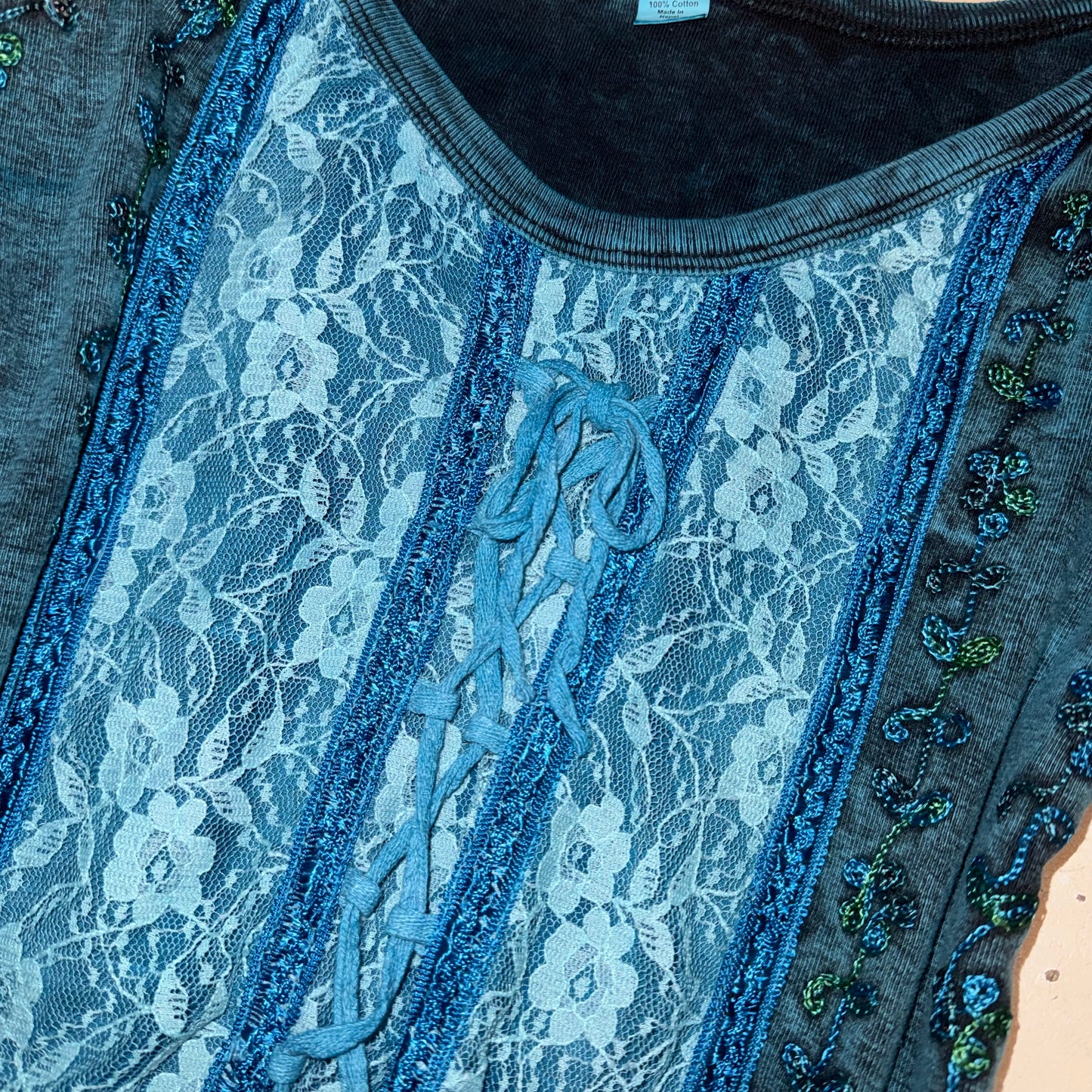 Blue tie dye lace tank