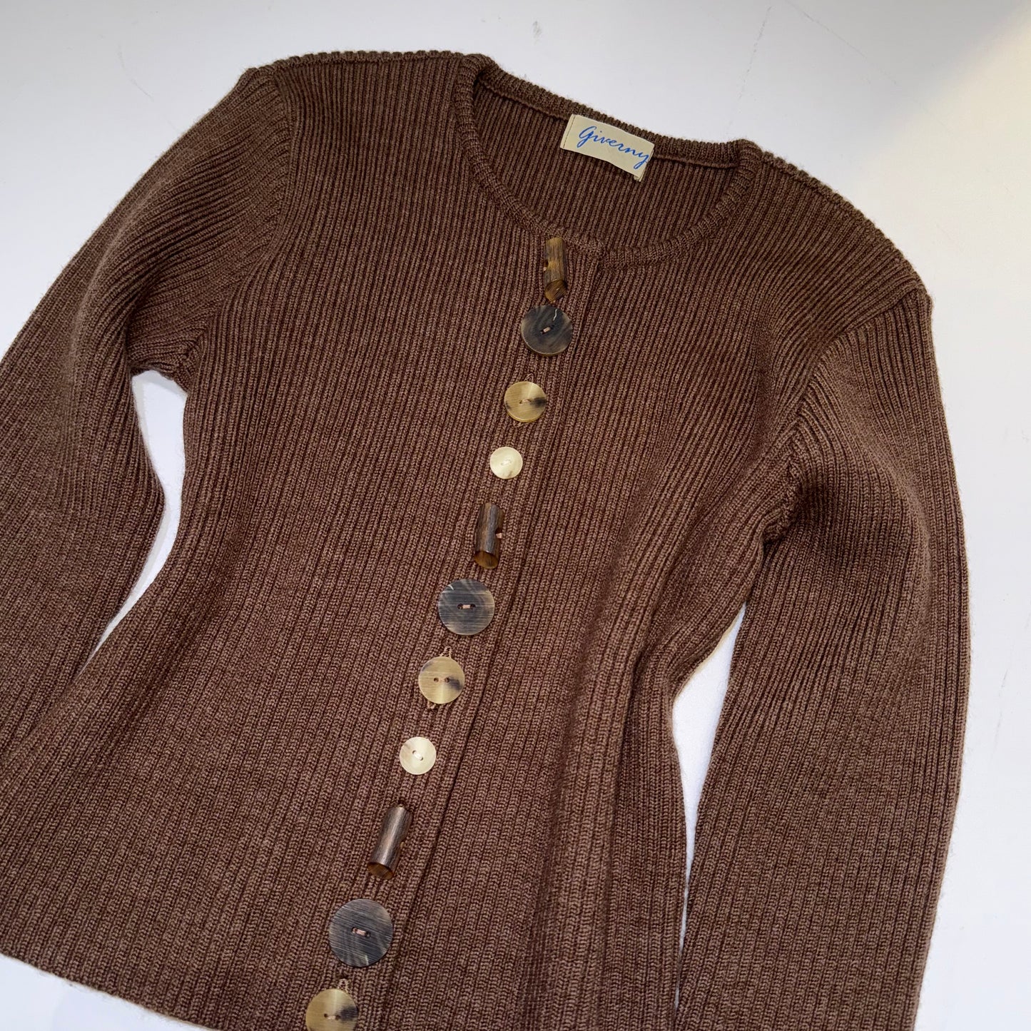 Brown buttons cardigan