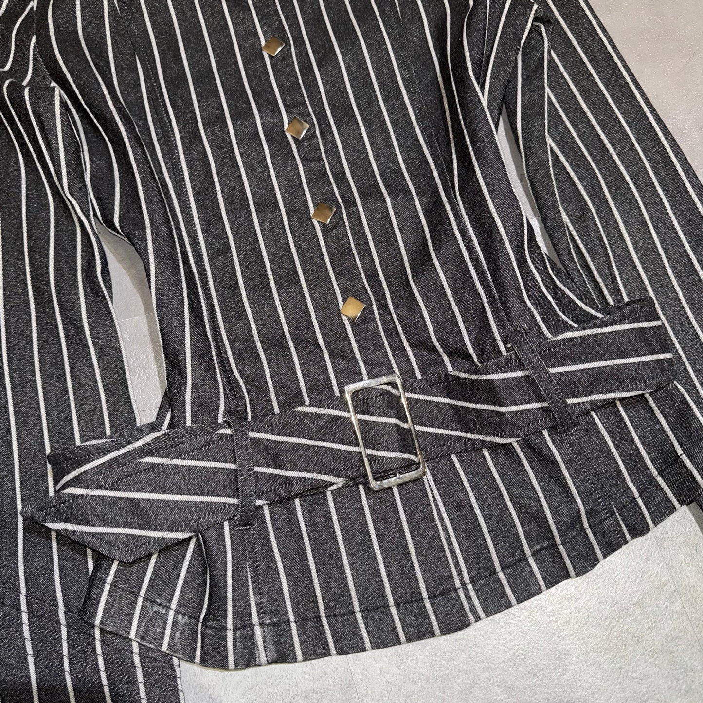 Black stripes shirt with belt