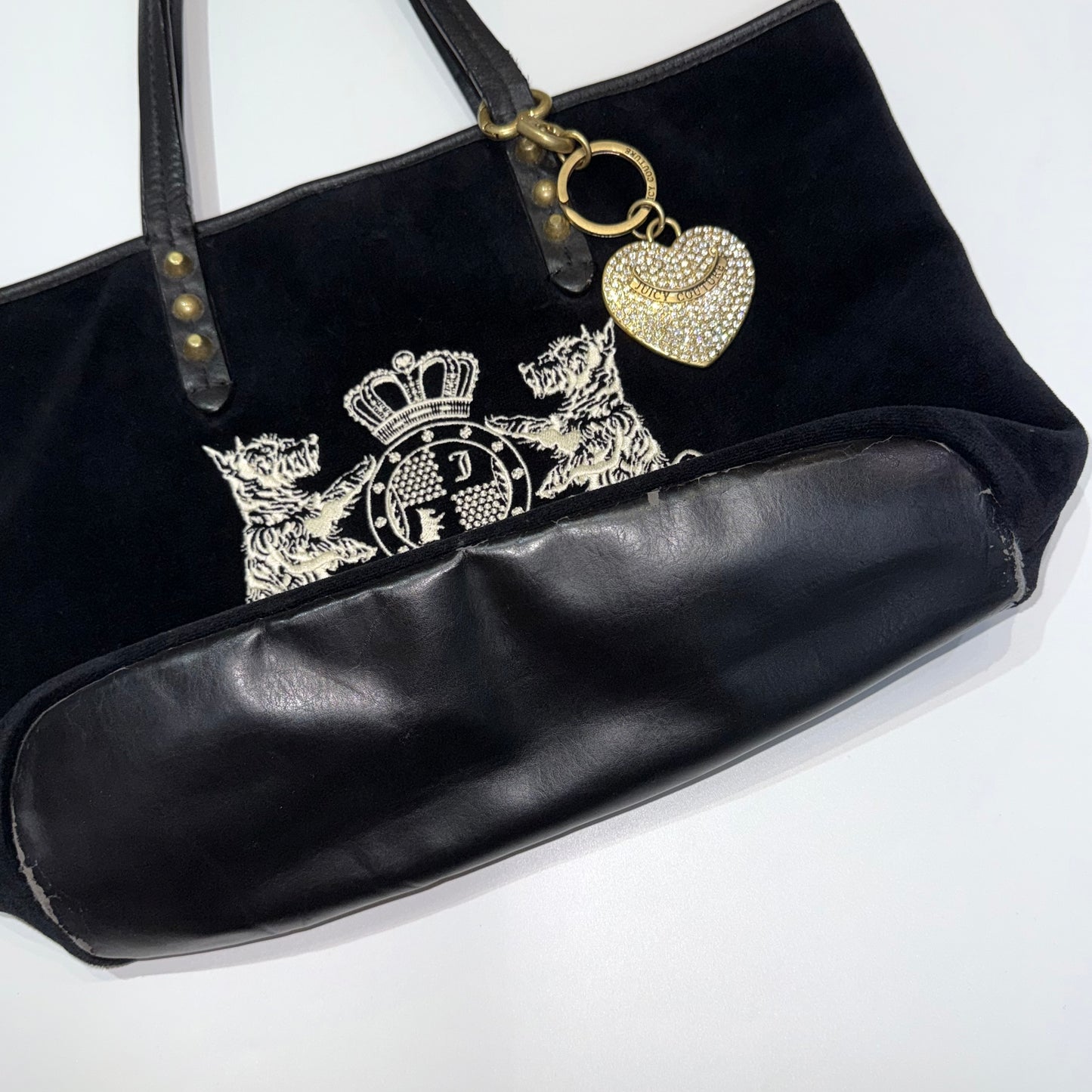 Juicy Couture black shoulder bag with heart keychain