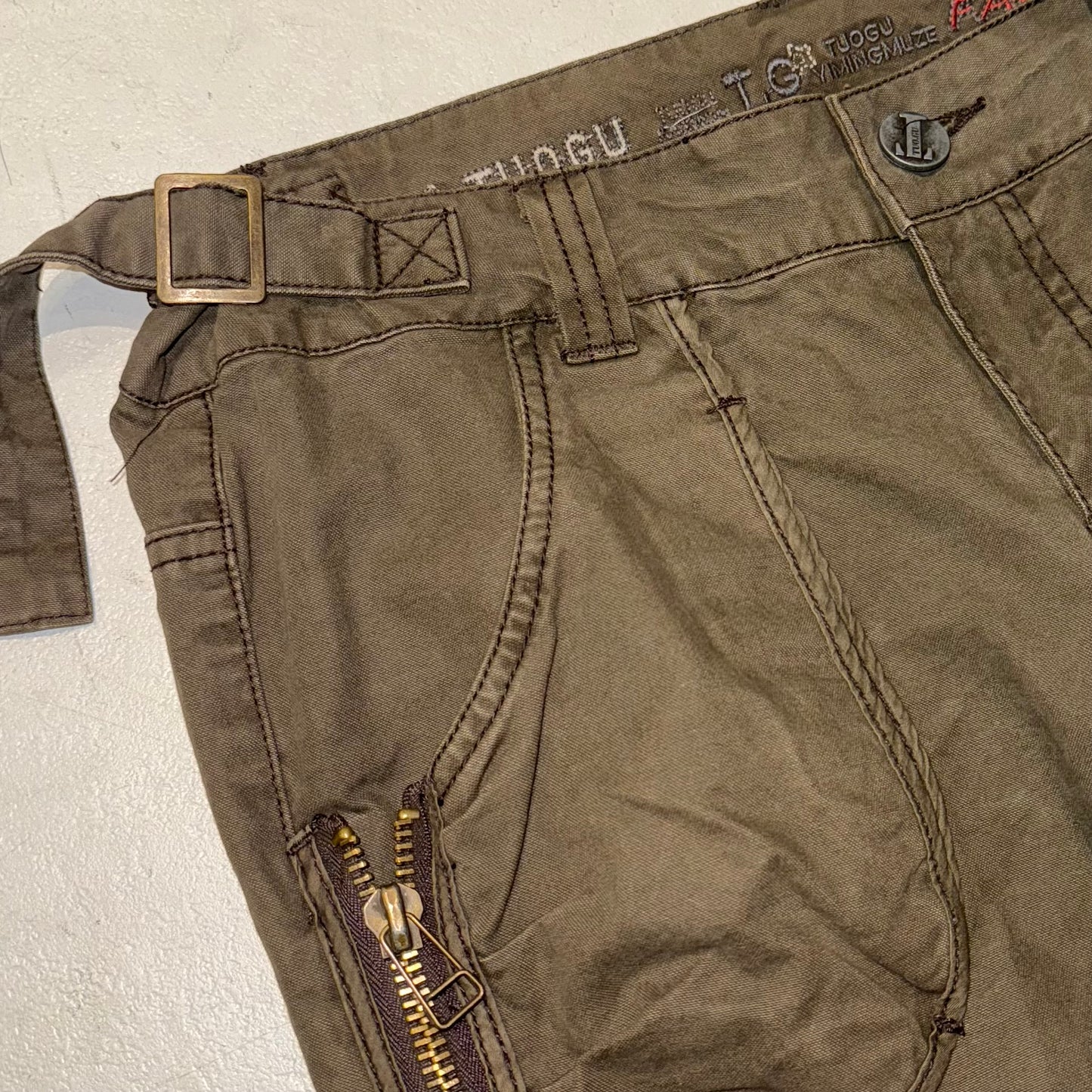 Brown cargo low waist pants