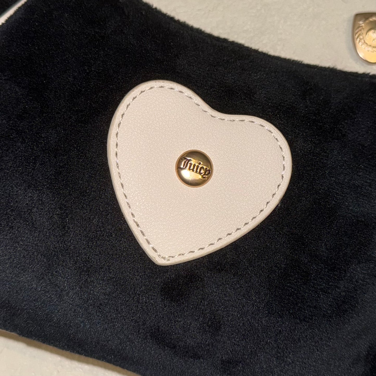 Juicy Couture black velvet adorable ￼shoulder bag with keychain