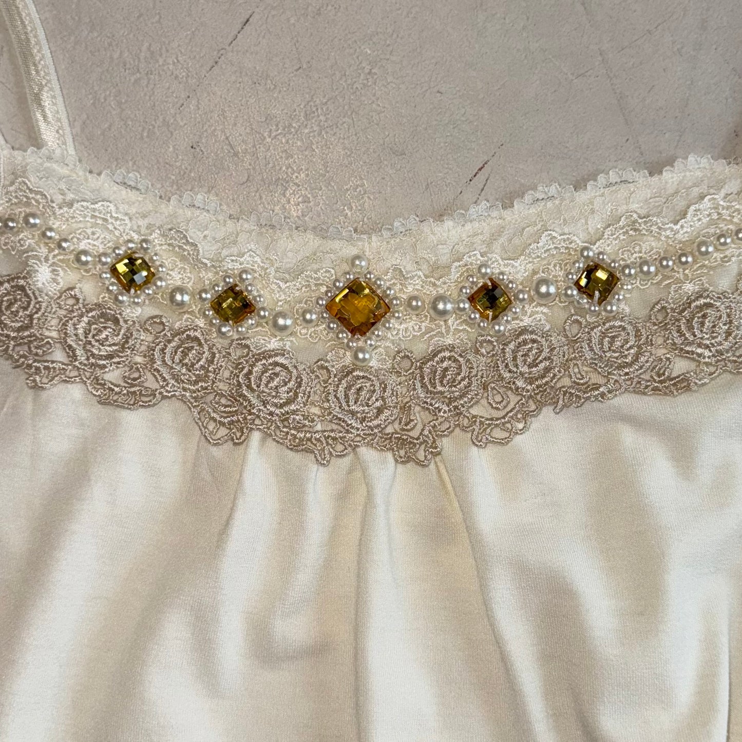 Axes Ivory lace tank
