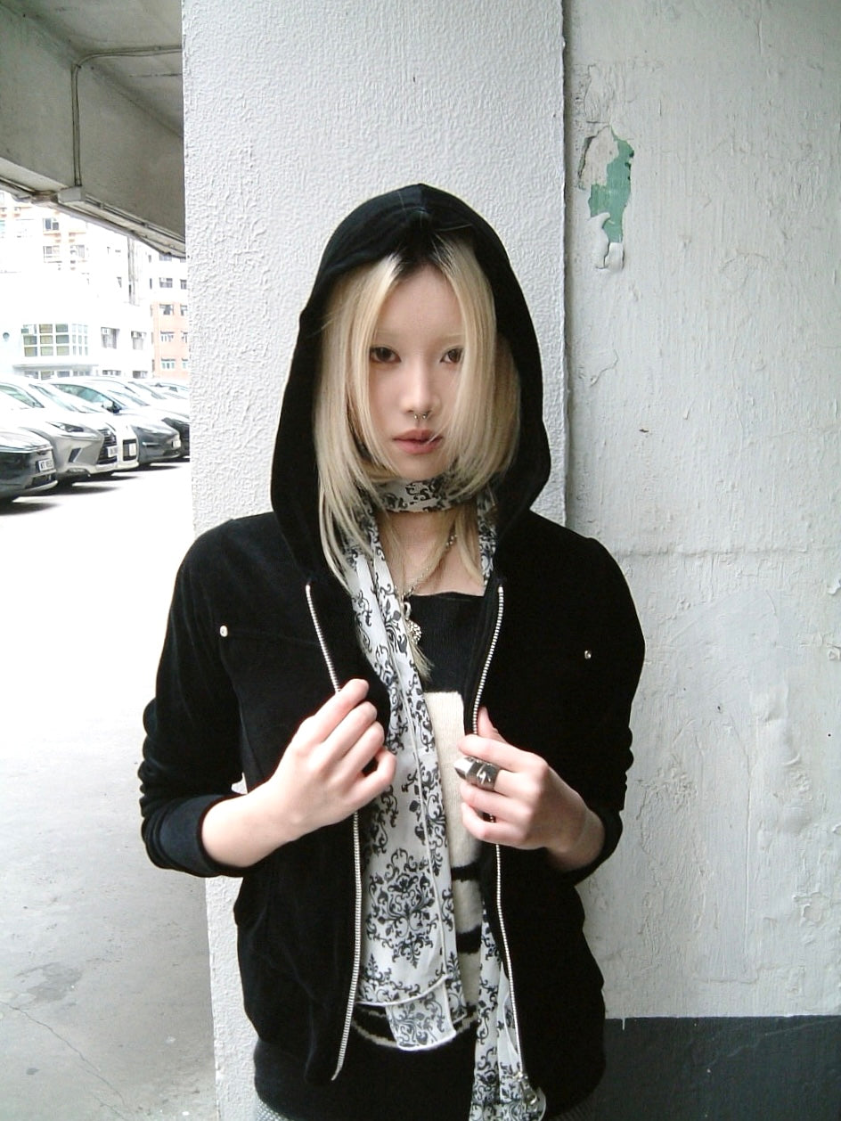 Smoking skull knit top