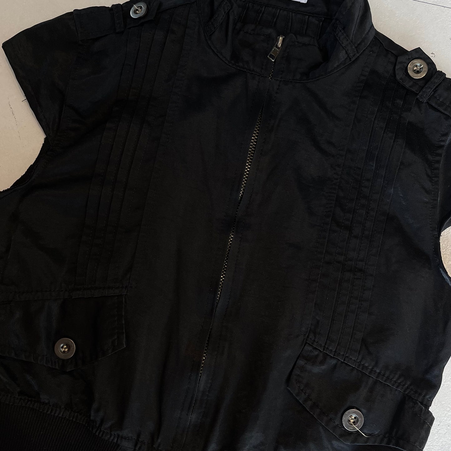 Black zipper top