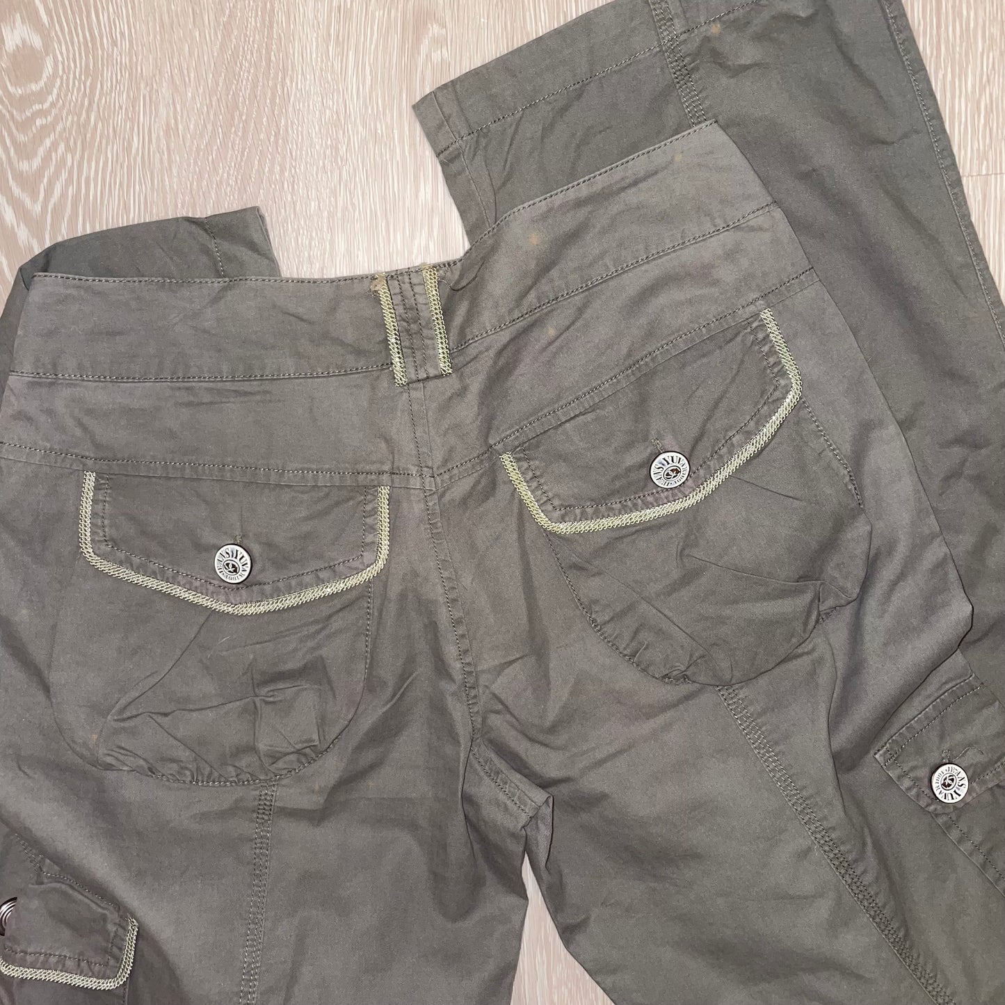 Green cargo pants