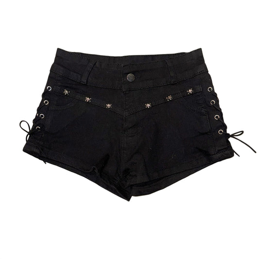Black skull shorts
