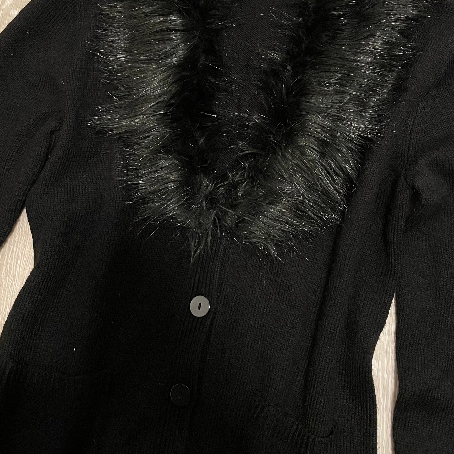 Black furry collar knit outer