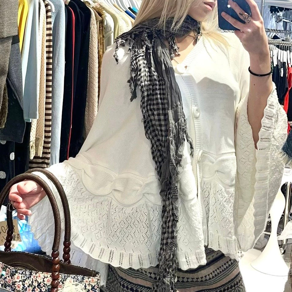 White knit cloak