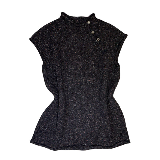 Tara knit buttons top