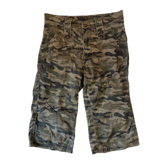 Camo jorts