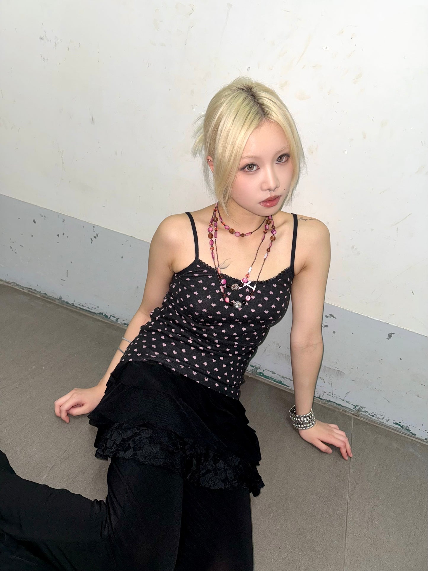 Black pink heart tank