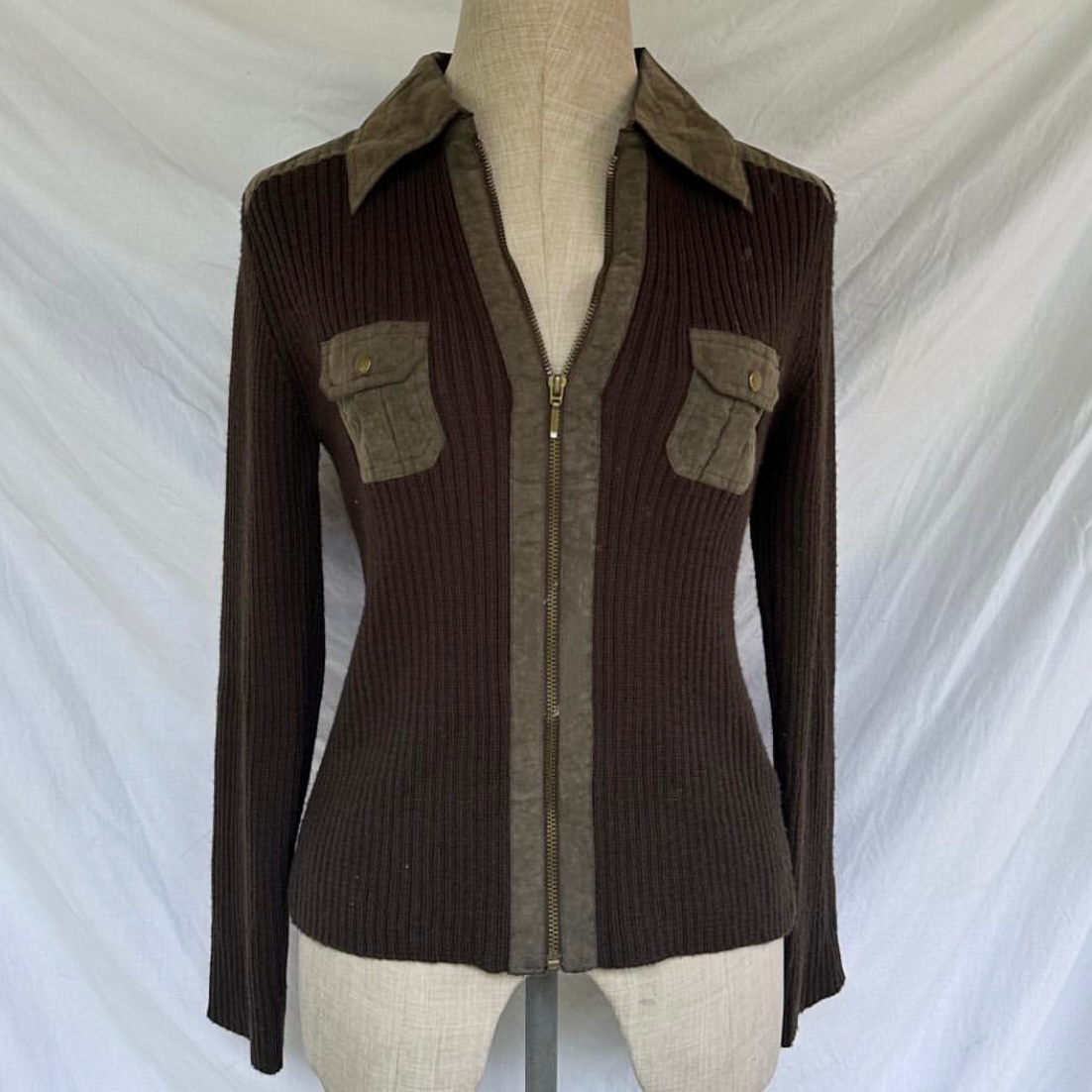 Brown zip up knit jacket