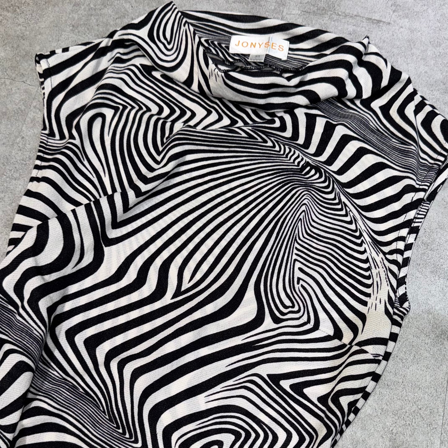 Psychedelic sleeveless top