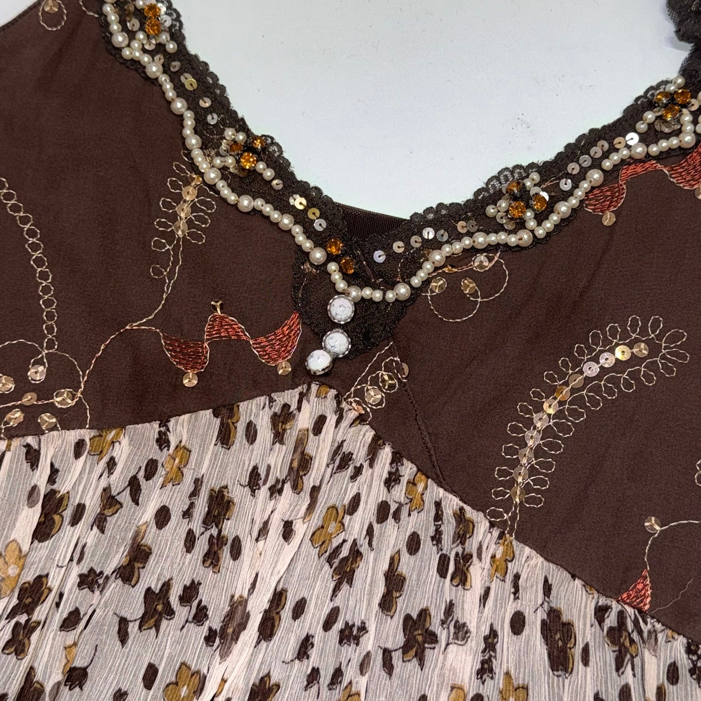 Brown floral embroidered lace trim tank