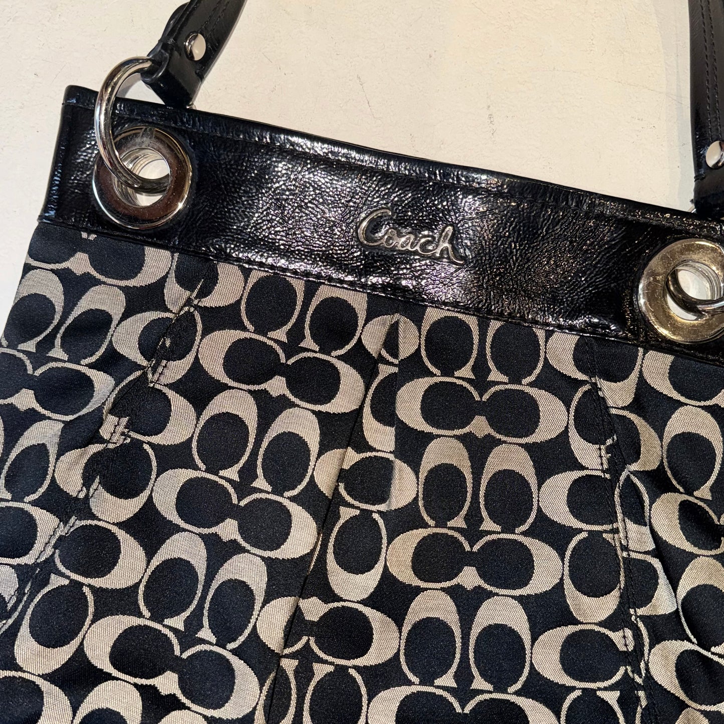 Coach leather shoulder bag
