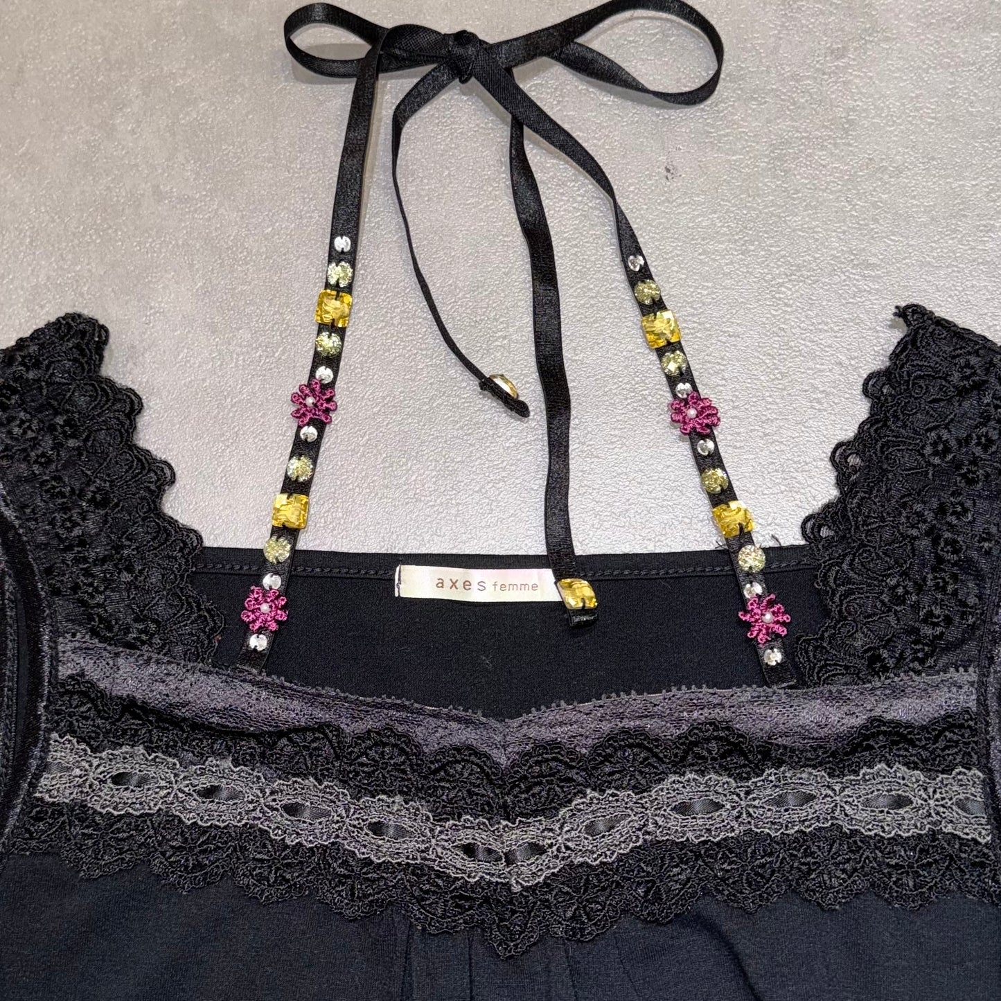 Axes black tank with rose trim