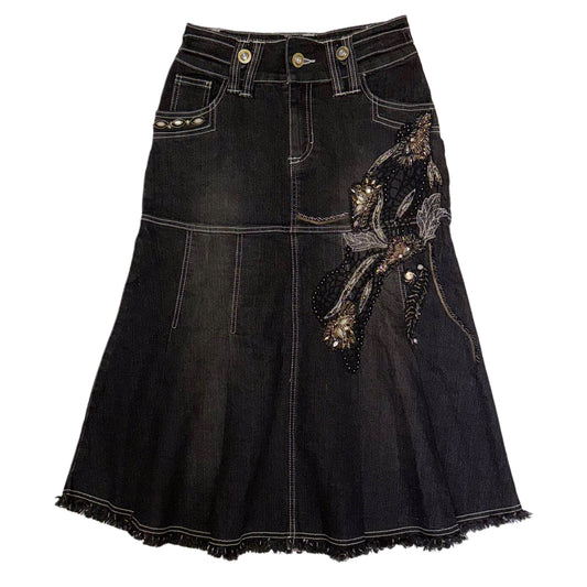 Embroidered denim skirt