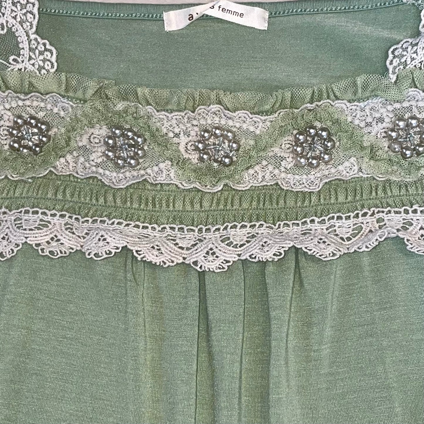 Axes mint embroidered lace top
