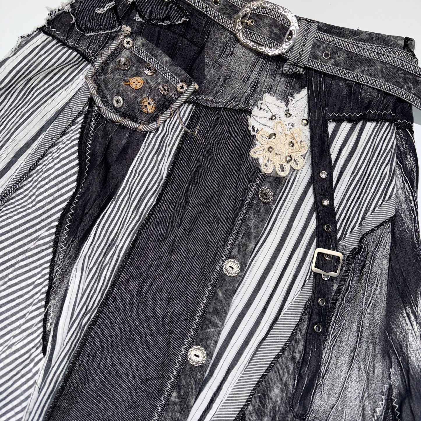 Denim embroidered patchwork skirt with belt