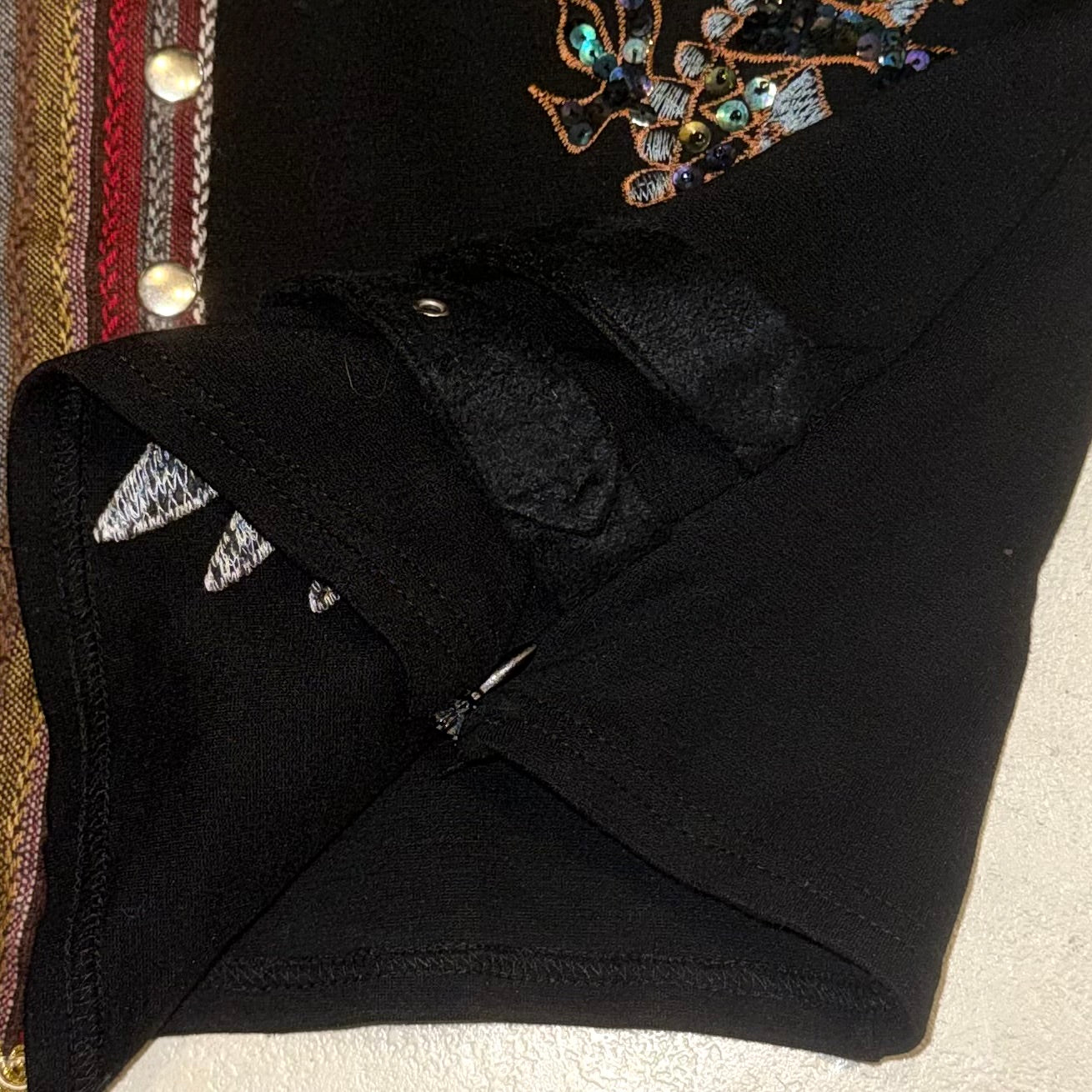 Embroidered dragon top
