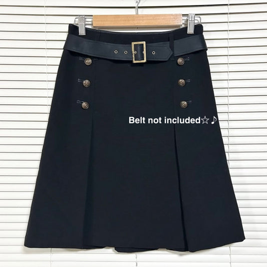 Black buttons skirt