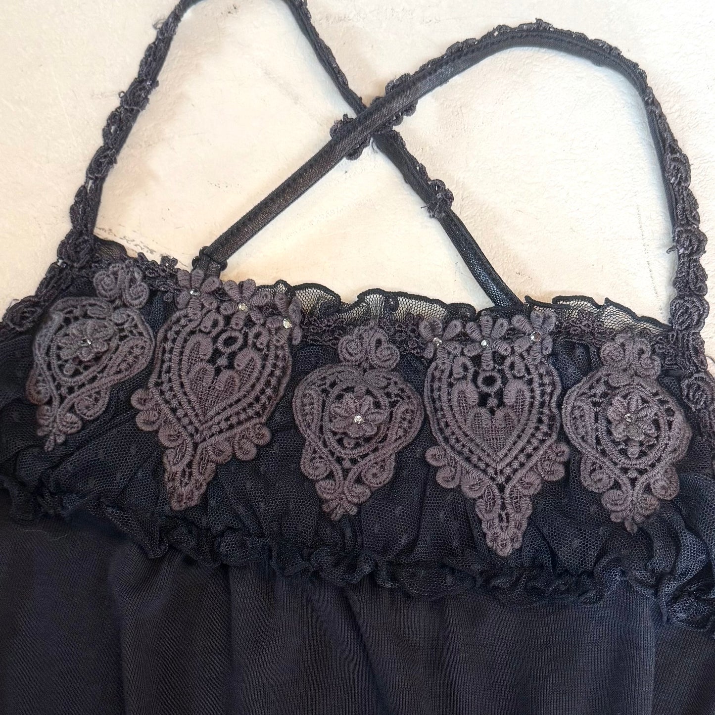 Axes Black heart lace cami